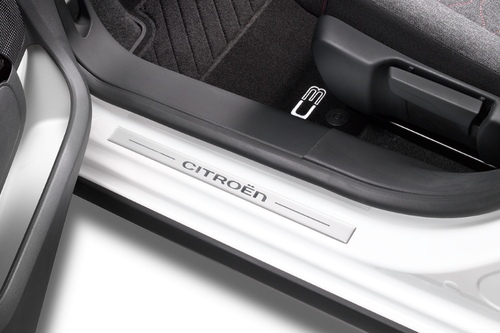 Foto de JUEGOS PROTECTORES DE LUJO ESTRIBO