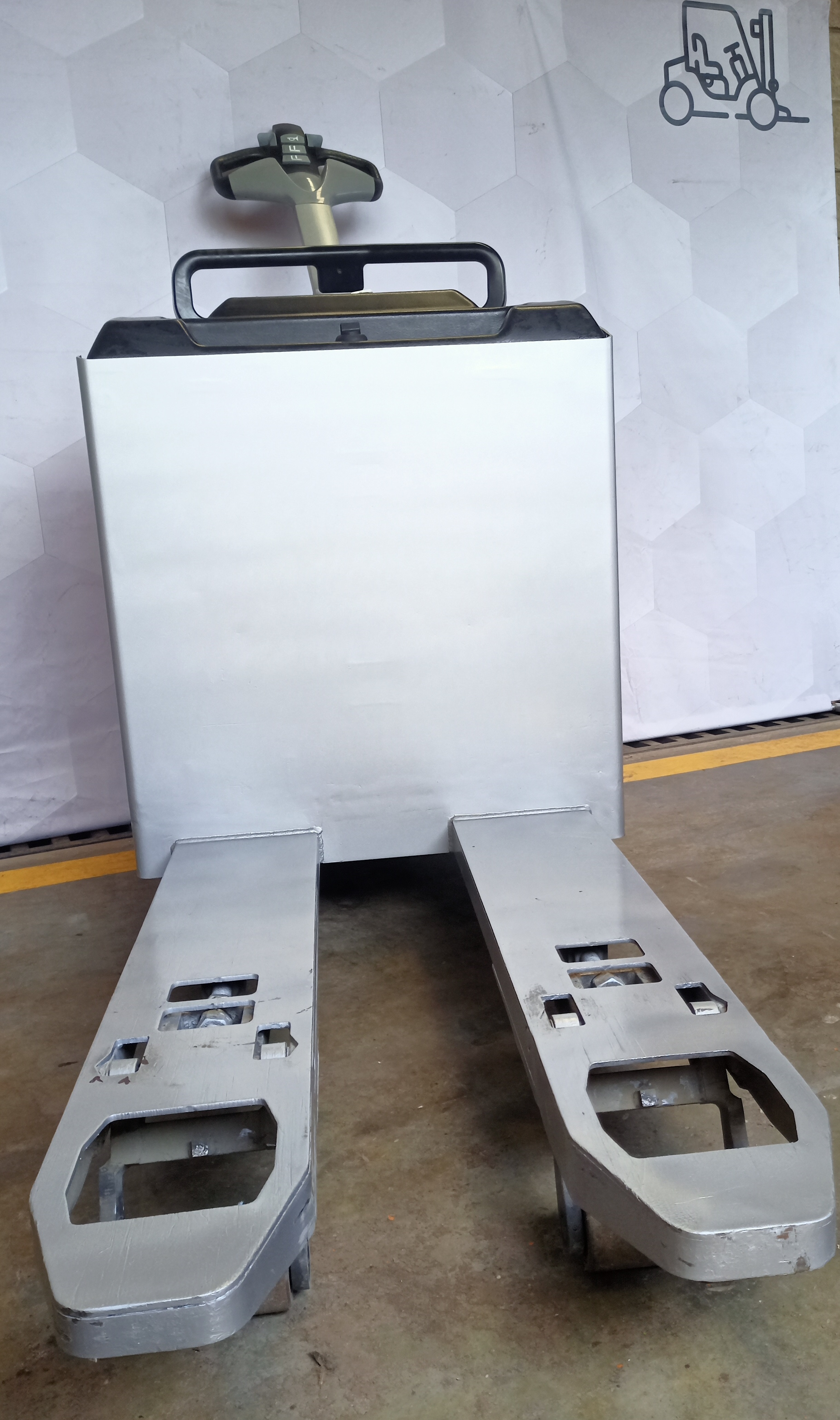 Foto 3 - TRASPALETA ELECTRICO